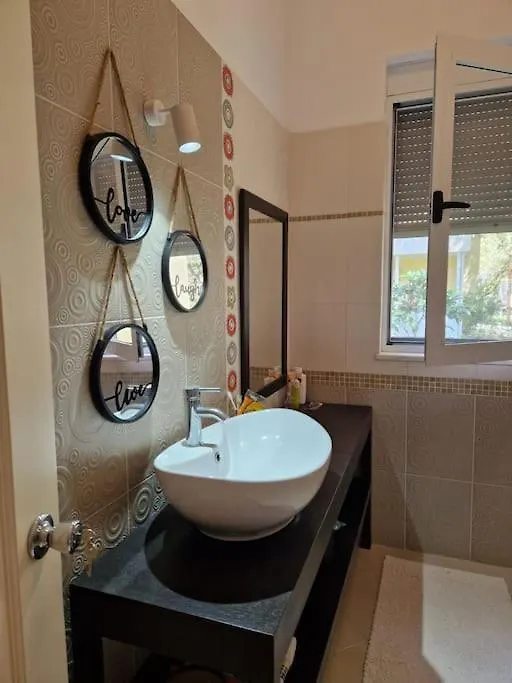Lalez Azure Villa - 3 Bedrooms Plazhi San Pietro 0*,  Albánia